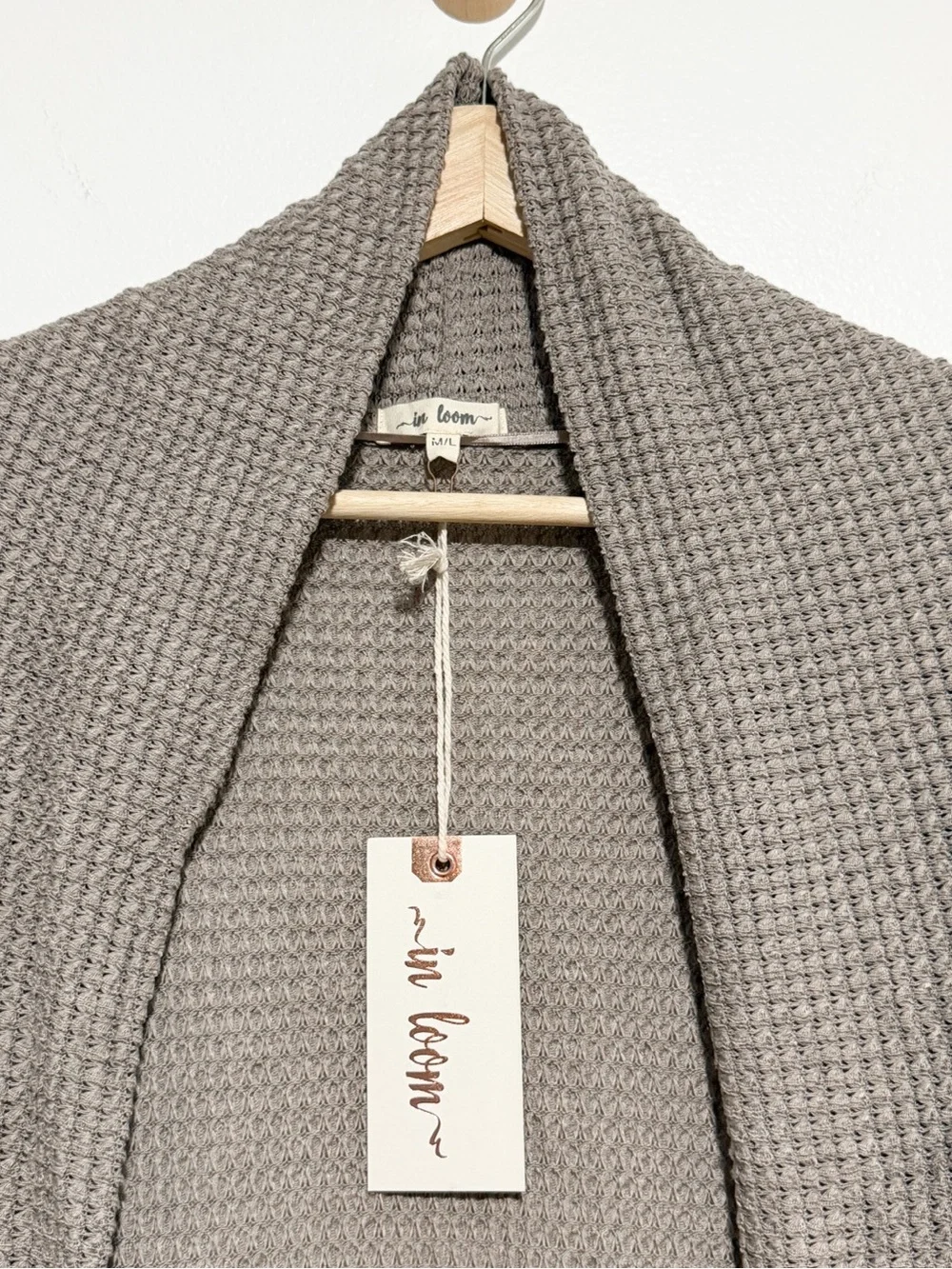NWT In Loom Open Front Round Shaped Waffle Knit Cardigan Size M/L Taupe